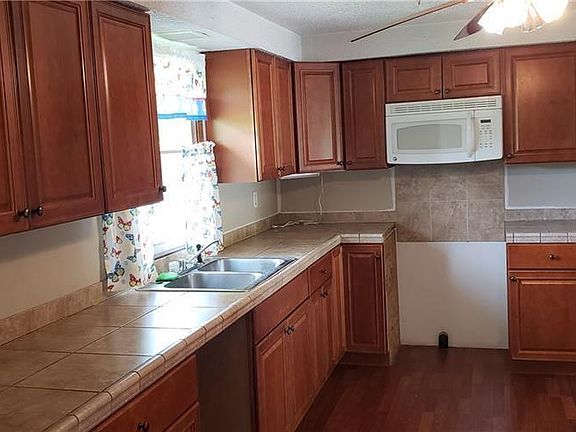 5th image of 13087 Sanford Rd