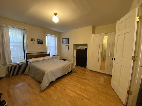 2nd image of 398 Lafayette Ave #1