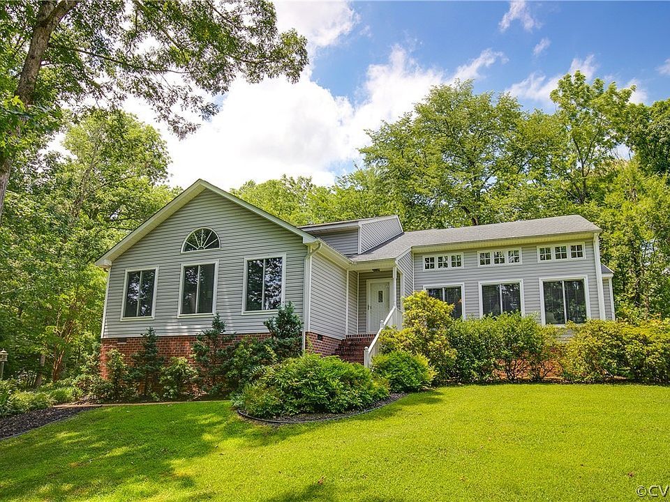1st image of 5448 White Oak Cir