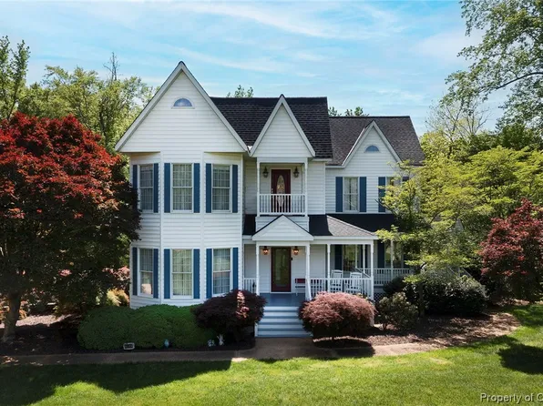 7854 Royals Pl, Gloucester, VA 23061