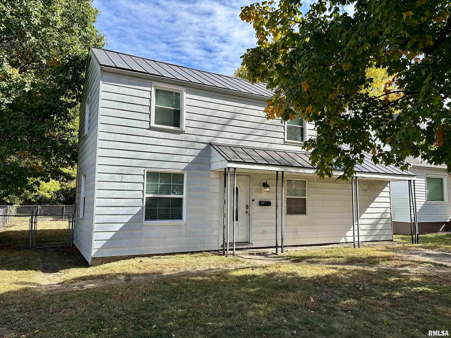 2322 N Gale Ave photo 1