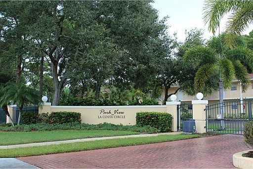 2nd image of 936 La Costa Cir Unit 6