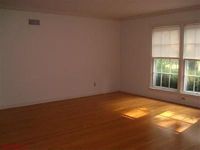 2nd image of 3033 Trafalgar Dr