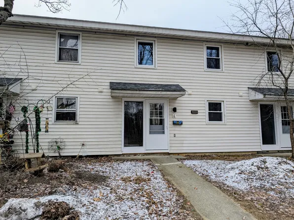 99 Village Green Dr, South Burlington, VT