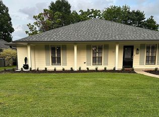 5111 Herridge Dr, Baton Rouge, LA 70817