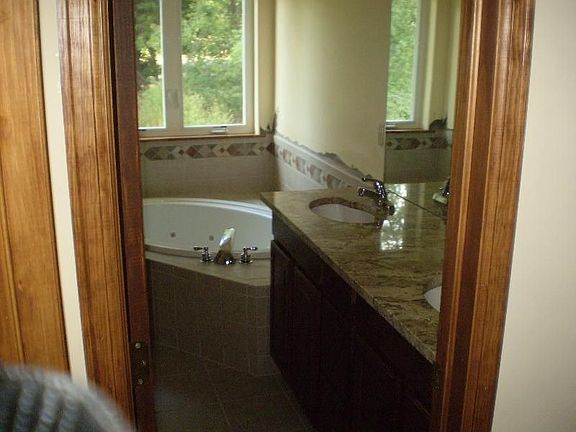 2nd image of 610 N 16th St