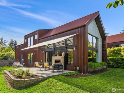 4670 Flying Goat Avenue NE, Bainbridge Island, WA, 98110