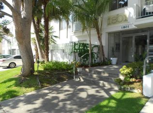 1801 S Bentley Ave APT 301, Los Angeles, CA 90025