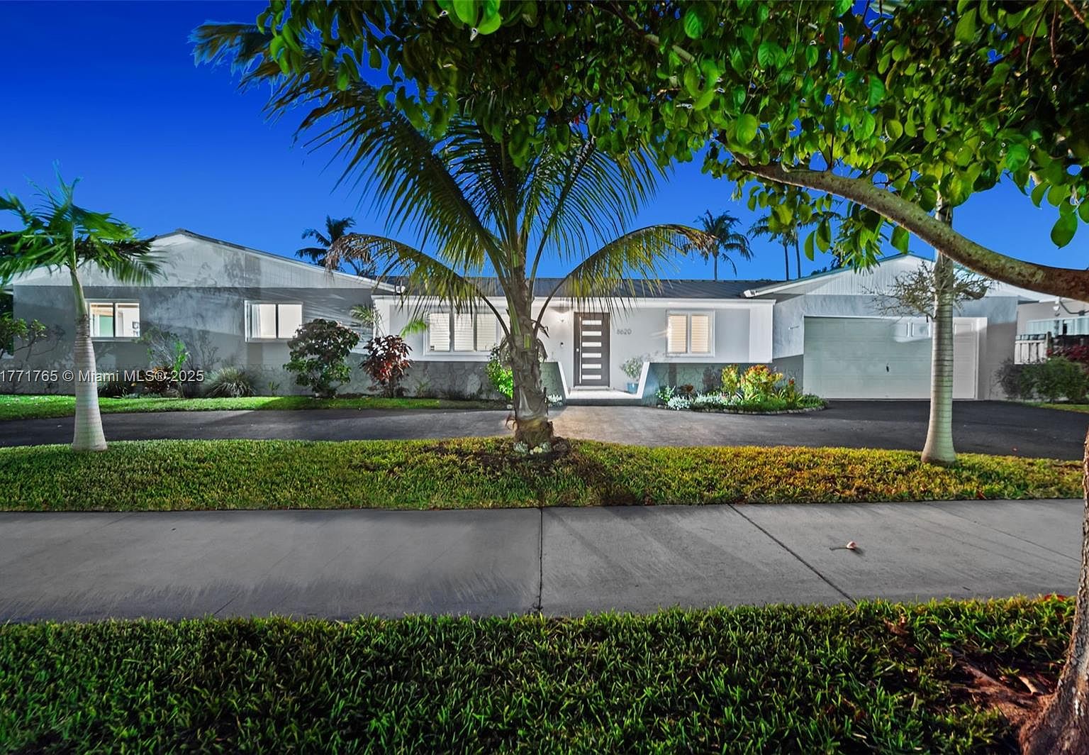 8620 SW 86th Ave, Miami, FL 33143 | Zillow