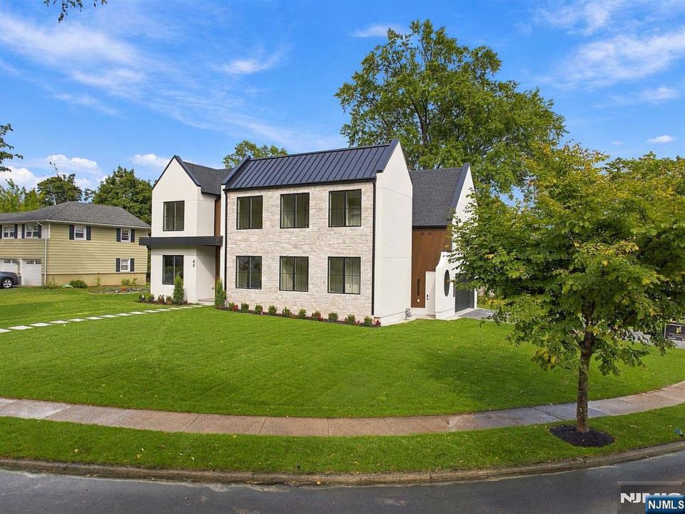 1st image of 44 Spottswood Road