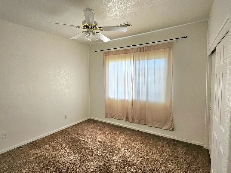 9578 Village Pkwy — Photo 11