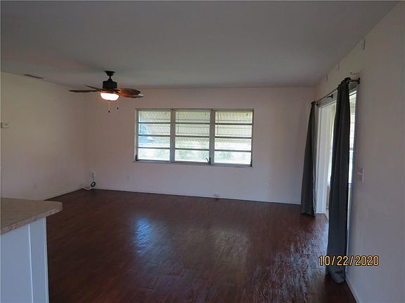 3rd image of 3625 Atlantic Blvd