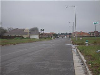 2nd image of 3606 S L Ln