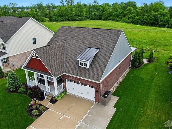 3rd image of 9777 Winding Creek Blvd