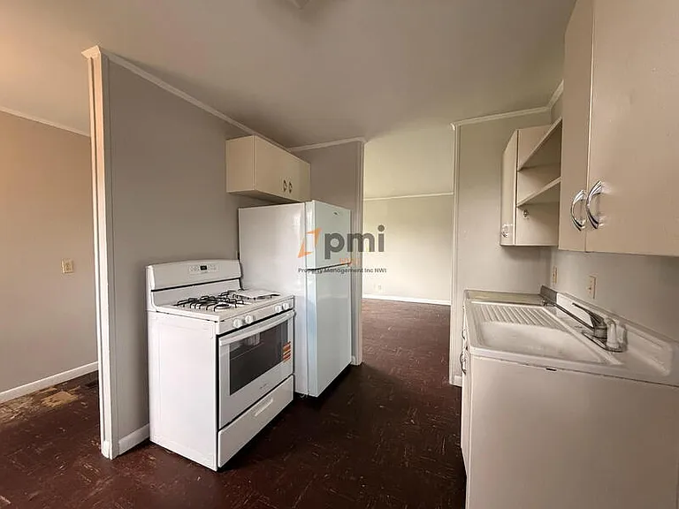 3003 Oakdale Ave — Photo 5