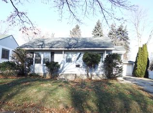 3548 E Denton Ave, Saint Francis, WI 53235