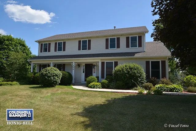 425 Grand Meadow Ln photo 1