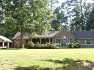 6907 Riverpoint Rd, Elm City, NC 27822