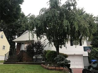 6 Wall St, Metuchen, NJ 08840
