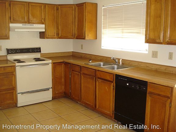 4th image of 619 E Jensen St Unit 49