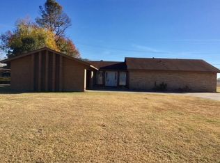 16 Abide Dr, Greenville, MS 38701