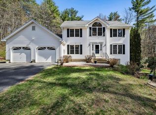 12 Butterfield Lane, Bedford, NH 03110