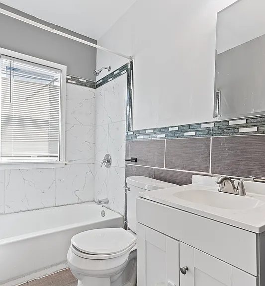2045 Clements St #2 — Photo 12