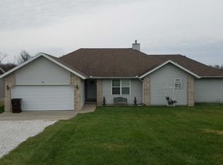 262 Stonefield Rd, Clever, MO 65631