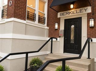 200 E 43rd St APT 103, Kansas City, MO 64111