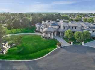 24 E Oakwood Hills Dr, Chandler, AZ 85248