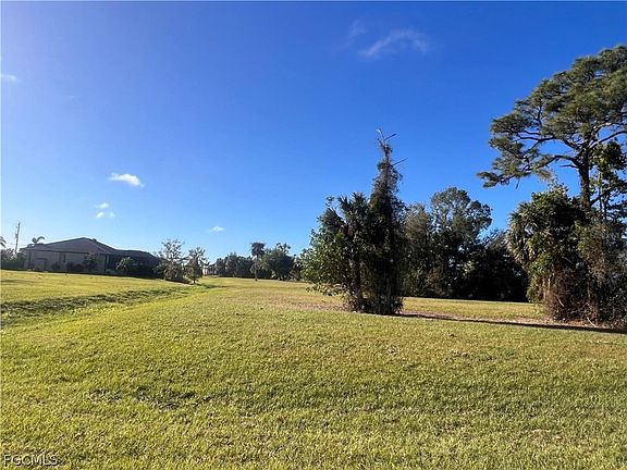 2nd image of 16810 Acapulco Rd