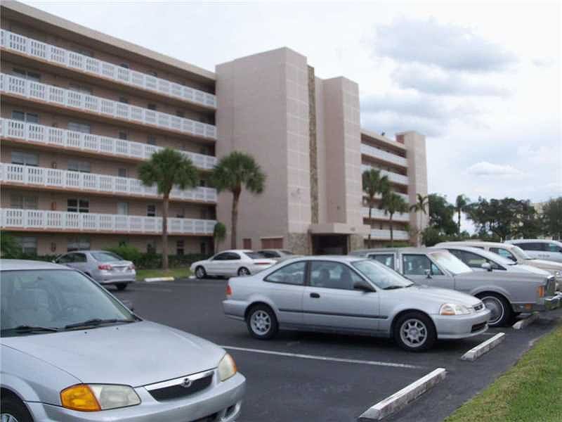 1st image of 131 SE 3rd Ave APT 406