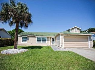 2454 Oak Hollow Dr, Kissimmee, FL 34744