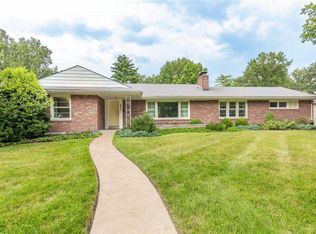 653 Langton Dr, Saint Louis, MO 63105