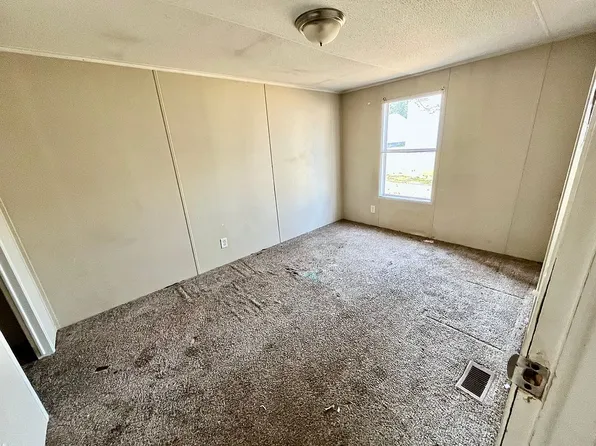 268 Marie St, Jacksonville, NC 28546