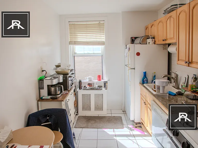 2001 Commonwealth Ave #33 — Photo 4
