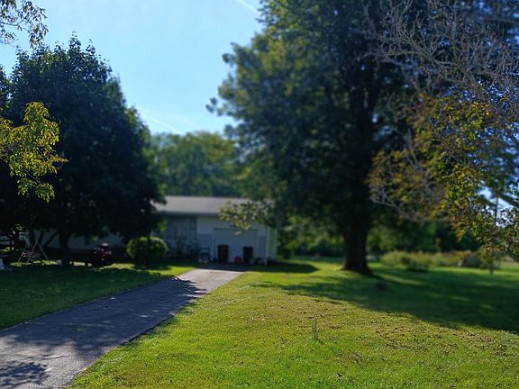 2nd image of 13465 Dunlap Rd
