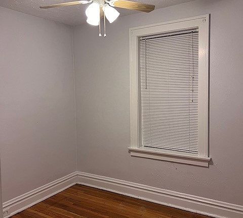 2nd bedroom with closet
