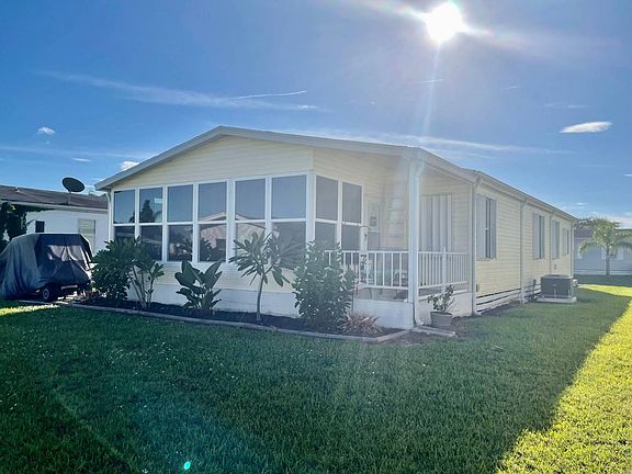 2nd image of 6792 Spanish Lakes Blvd