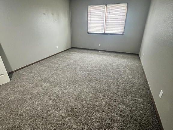 5th image of 825 Valley Woods Dr Unit A