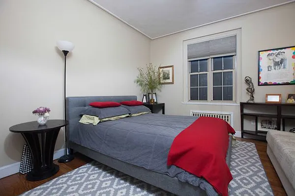 Sold by Anne Donohue Real Estate Inc | media 28