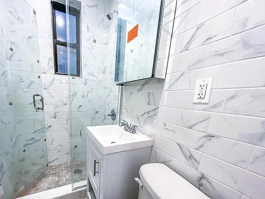 Rented by Voro New York | media 88