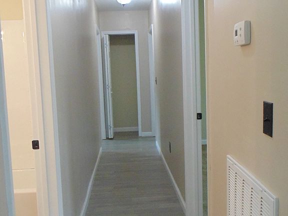 4th image of 510 3rd St
