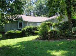 1230 Hollytree Ln, Snellville, GA 30078