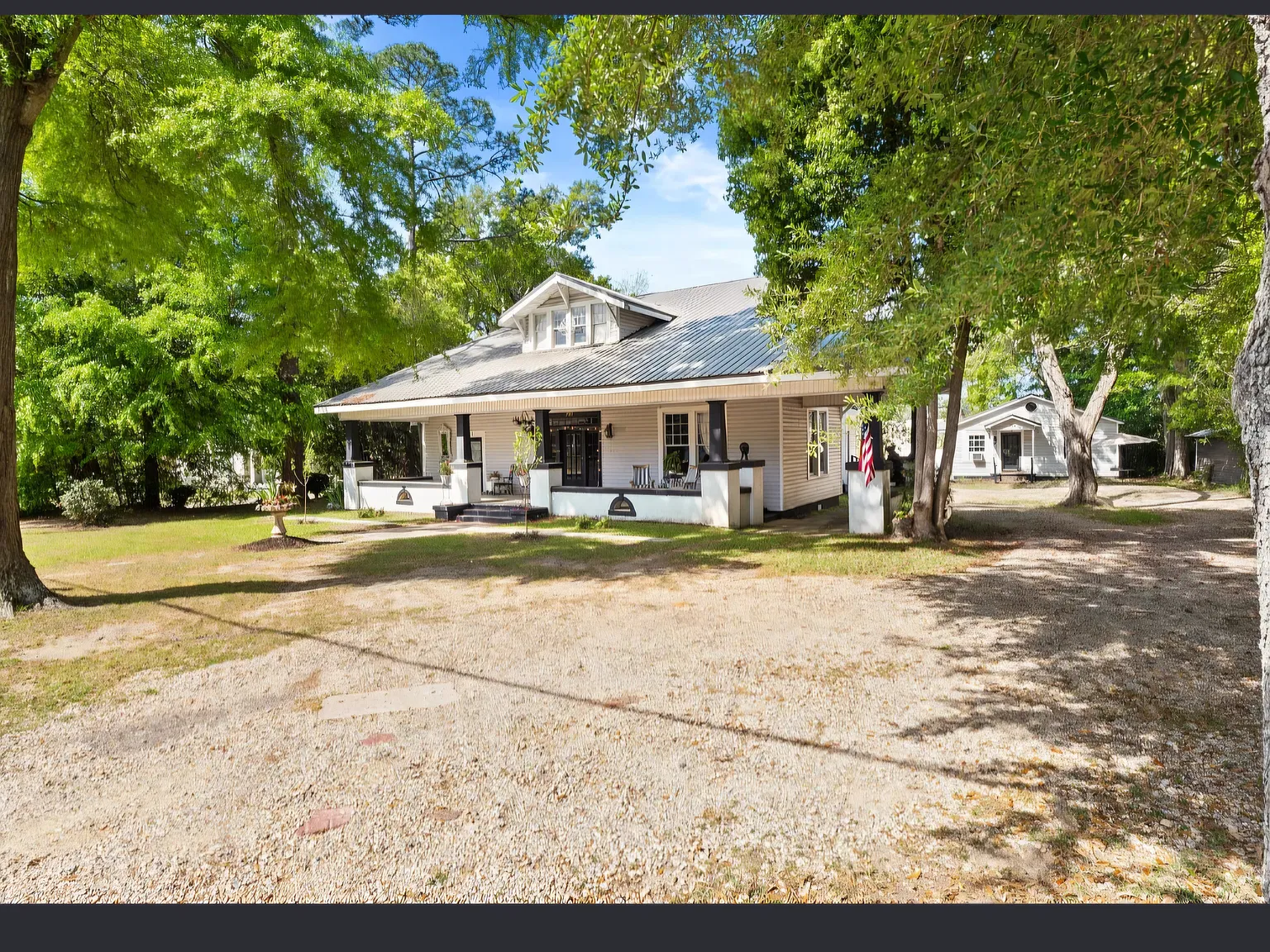 4 bed, 2000 sqft, $1,600 — Photo 3