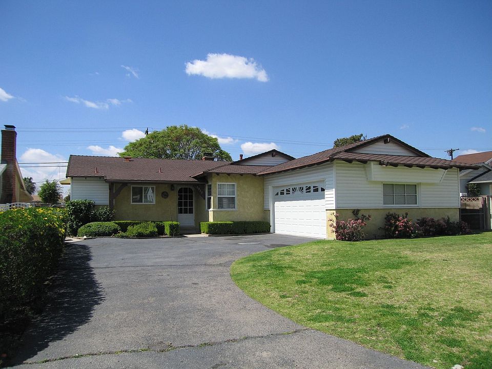 Front yard, house, garage