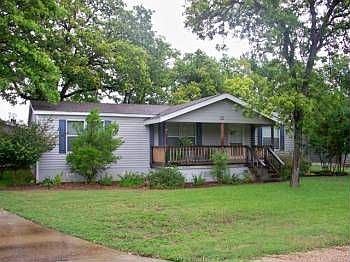 3rd image of 213 Shannon Dr