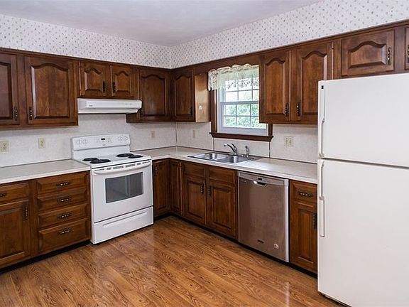 4th image of 5145 Redwood Dr