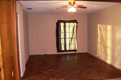 3rd image of 8709 Yancey Pl
