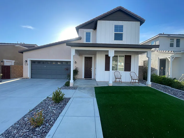 27599 Gruber Dr — Photo 1